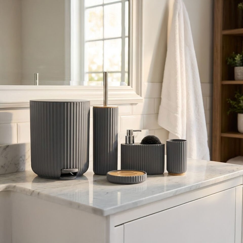 Modern Çizgili Banyo Aksesuar Seti 5 Parça Gri