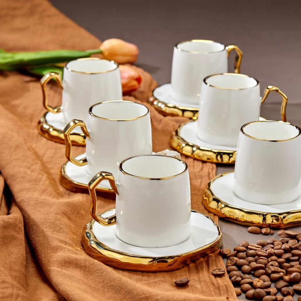 Carmen 6 Kişilik Porselen Gold Detaylı Çay Takımı