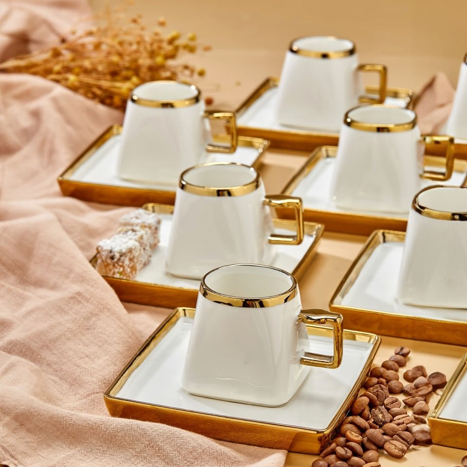 Carmen 6 Kişilik Porselen Gold Detaylı Çay Fincan Takımı