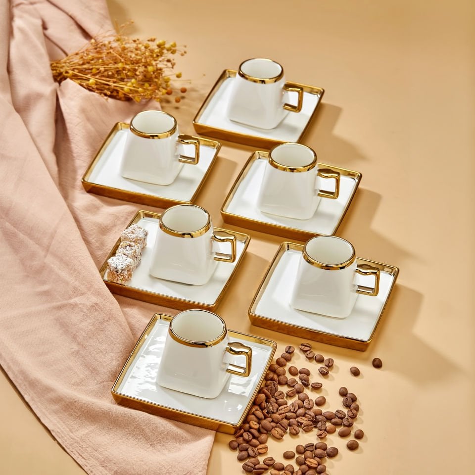 Carmen 6 Kişilik Porselen Gold Detaylı Çay Fincan Takımı