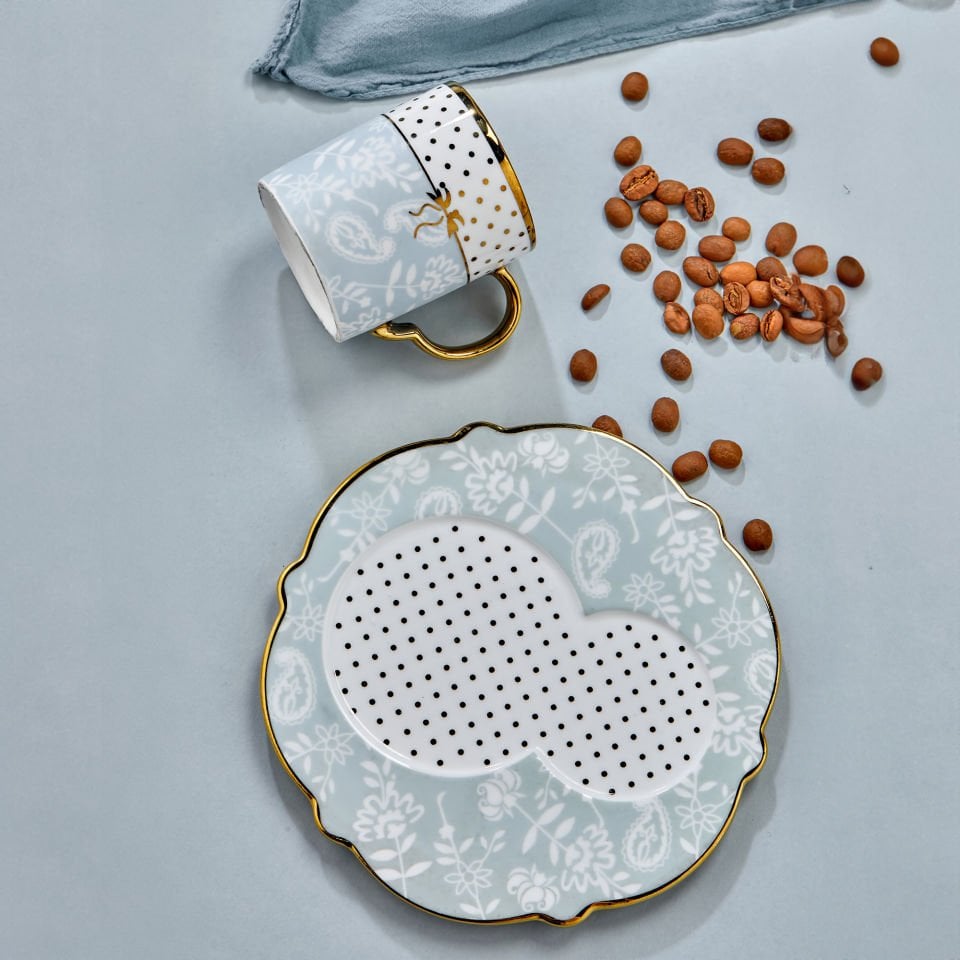 Carmen 6 Kişilik Porselen Gold Detaylı Çay Fincan Takımı