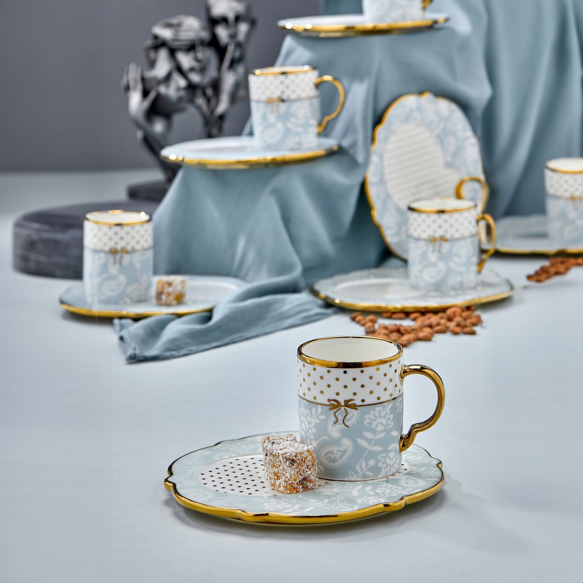 Carmen 6 Kişilik Porselen Gold Detaylı Çay Fincan Takımı | Vadi Home