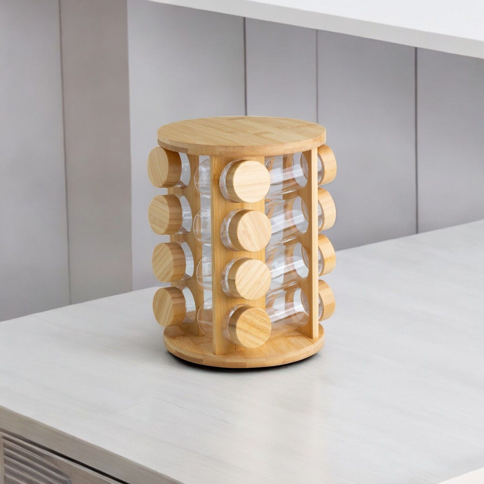 16'lı Bambu Kapaklı ve Döner Standlı Yuvarlak Borosilikat Cam Baharatlık Seti