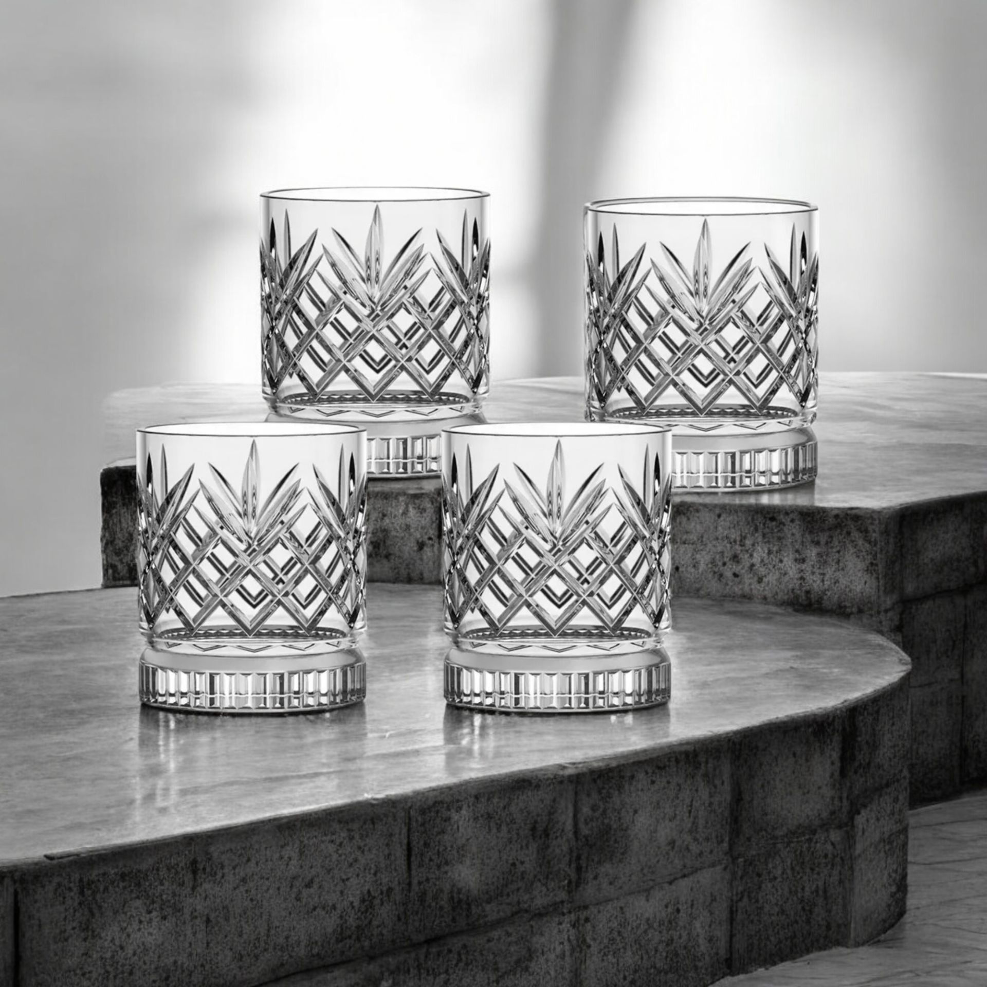 Bianca 4'lü Kristal Desenli Cam Meşrubat Bardağı Seti 378 ml- Şık ve Kullanışlı