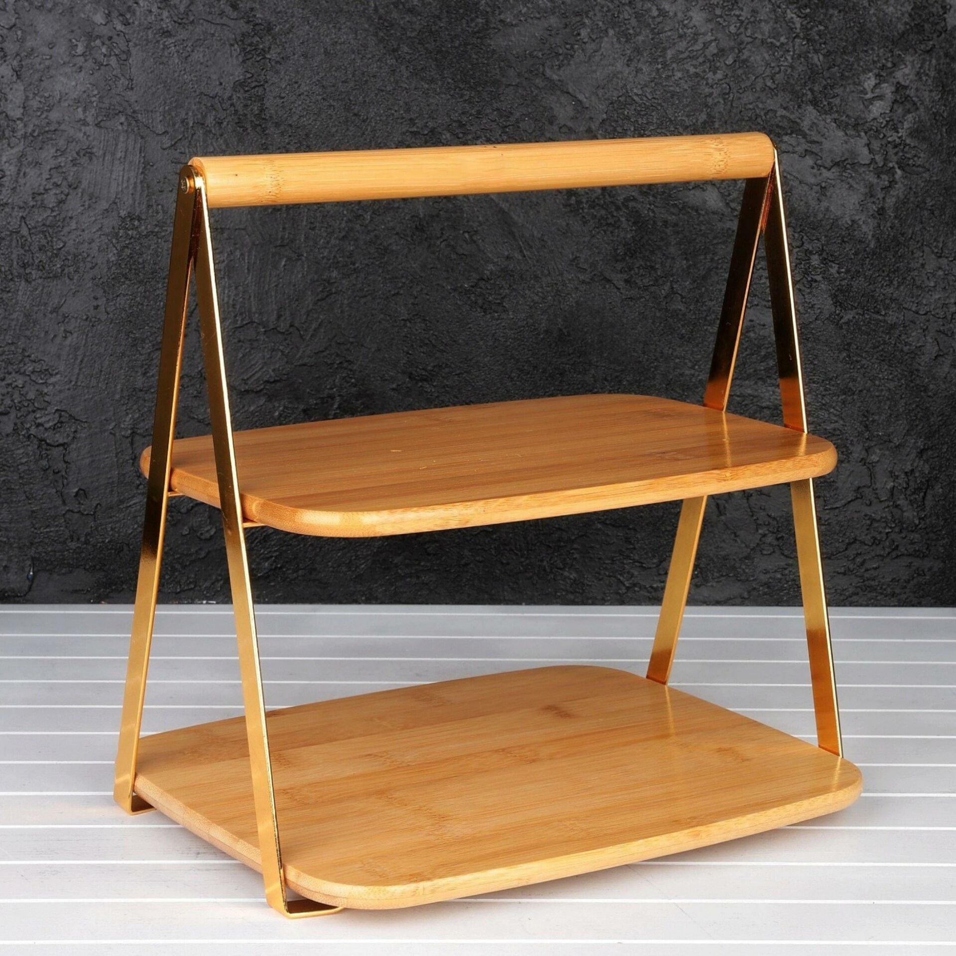 Altın Metal Ayaklı 2 Katlı Bambu Sunum Standı | Şık Taşınabilir Servis Organizeri