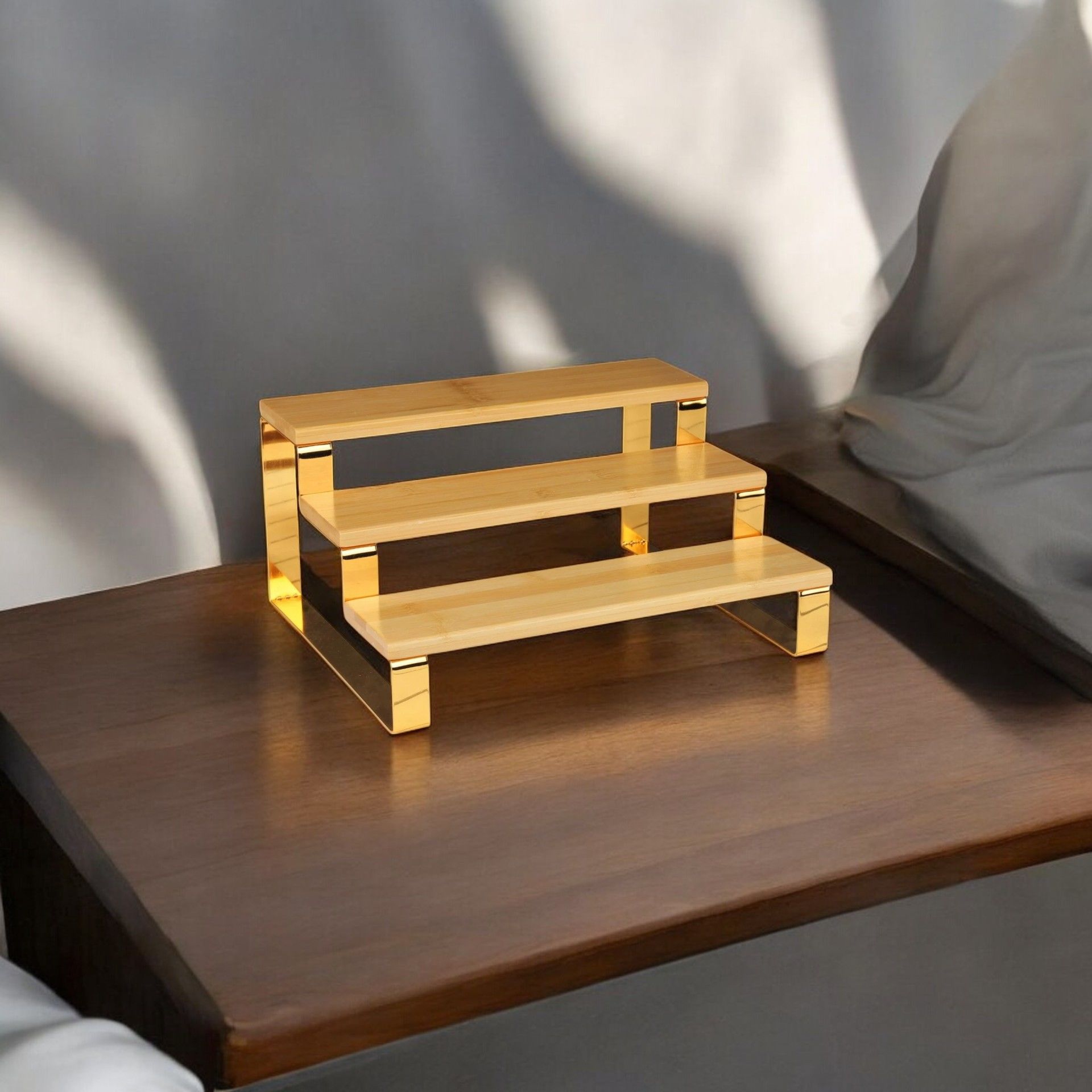 3 Katlı Altın Renk Metal Bambu Baharatlık Rafı