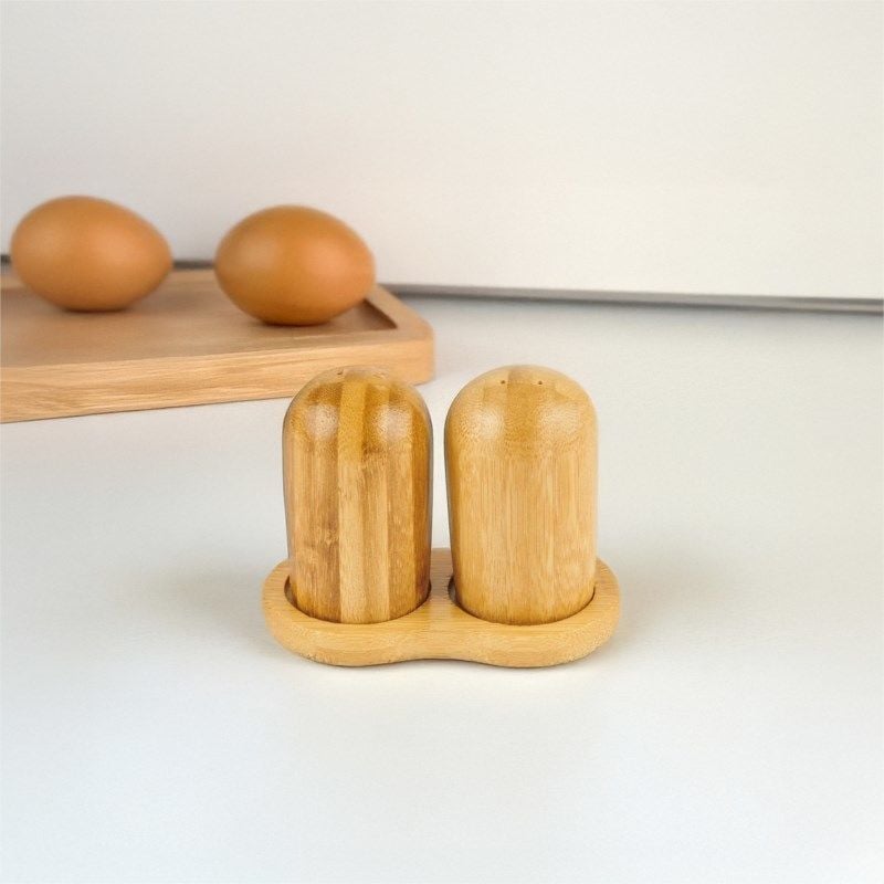 Bambu Tuzluk Biberlik Seti – Doğal Ahşap Standlı Şık Tasarım 2’li Set