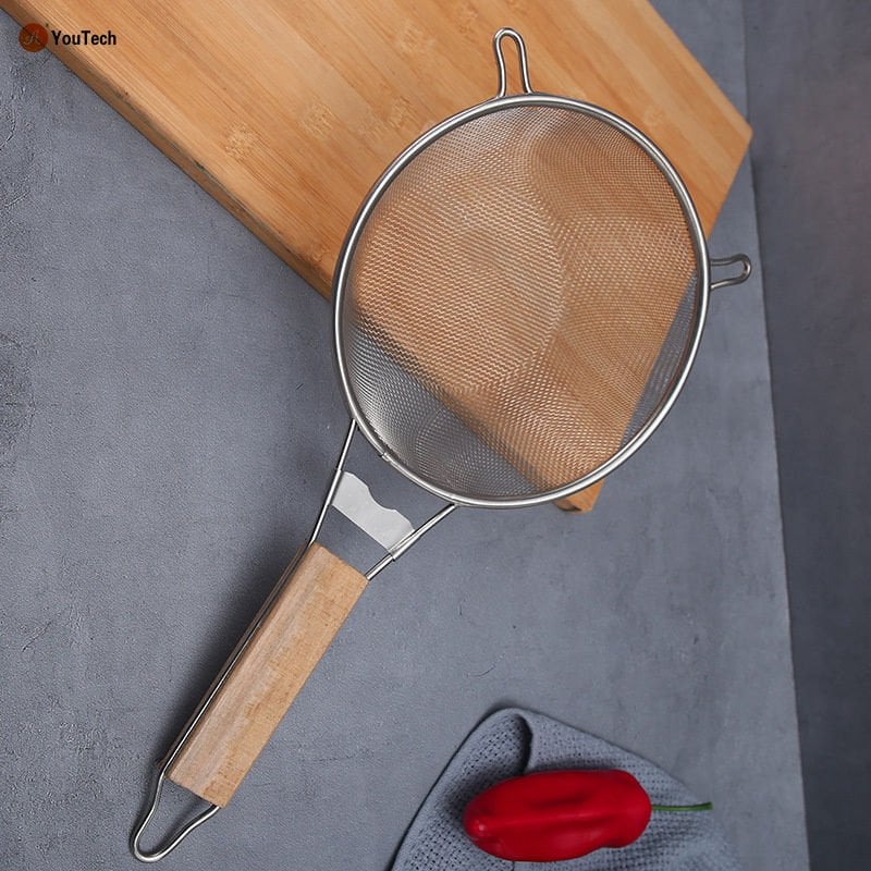 Ahşap Saplı Paslanmaz Çelik Un Makarna Sebze Süzgeci – Yuvarlak Tel Elek 22 cm